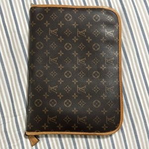 Folder brown color style L V